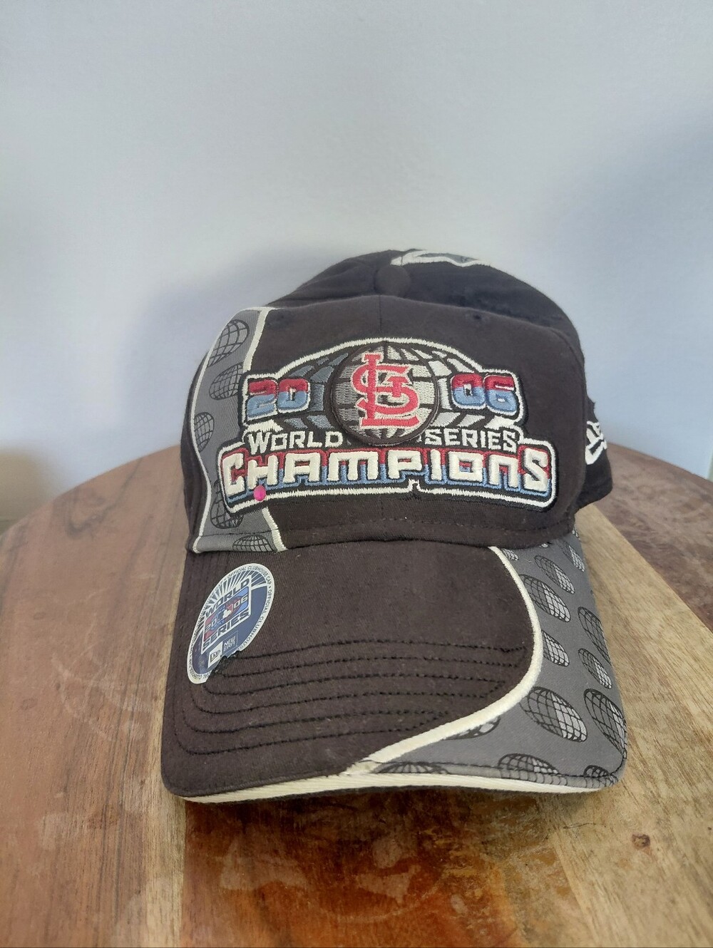 VINTAGE 2006 New Era x MLB St Louis Cardinals World Series Champions Bsseball Ha